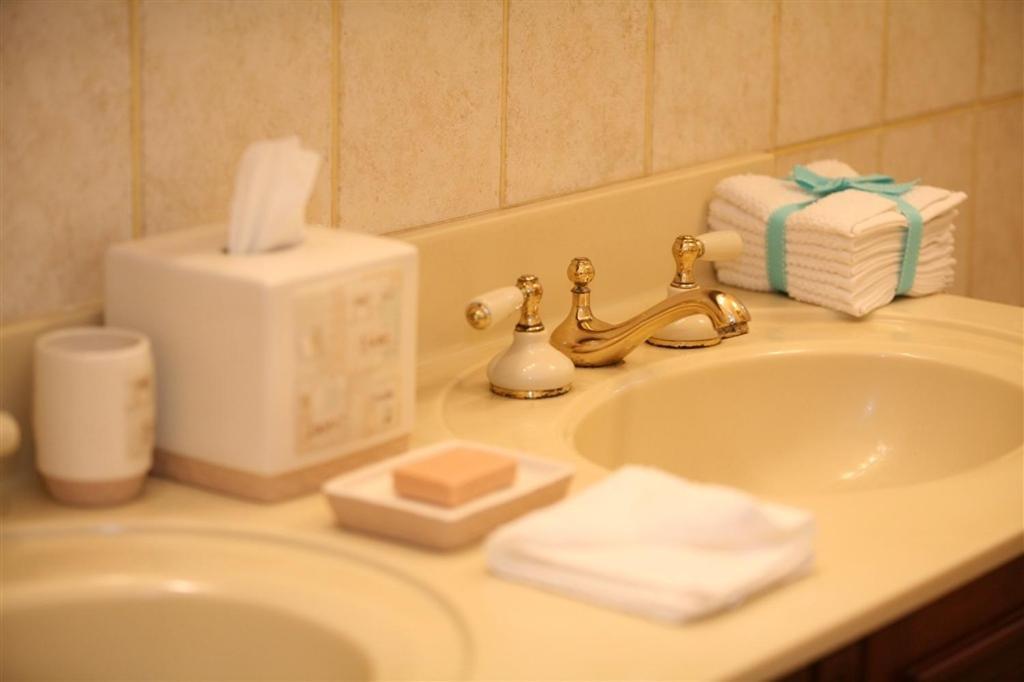 Wayne Bed & Breakfast Inn (Adults Only) Szoba fotó